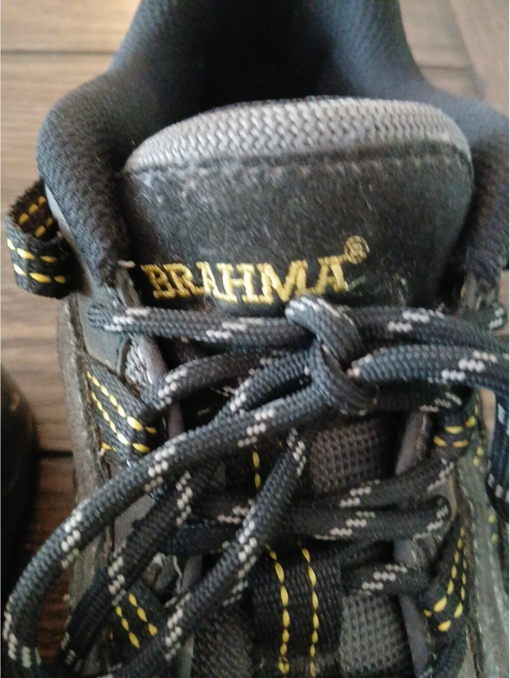 Men's Brahma Steel Toe Sneakers Dylan Size 7 Slip & Oil Resistant Shoe. ME
